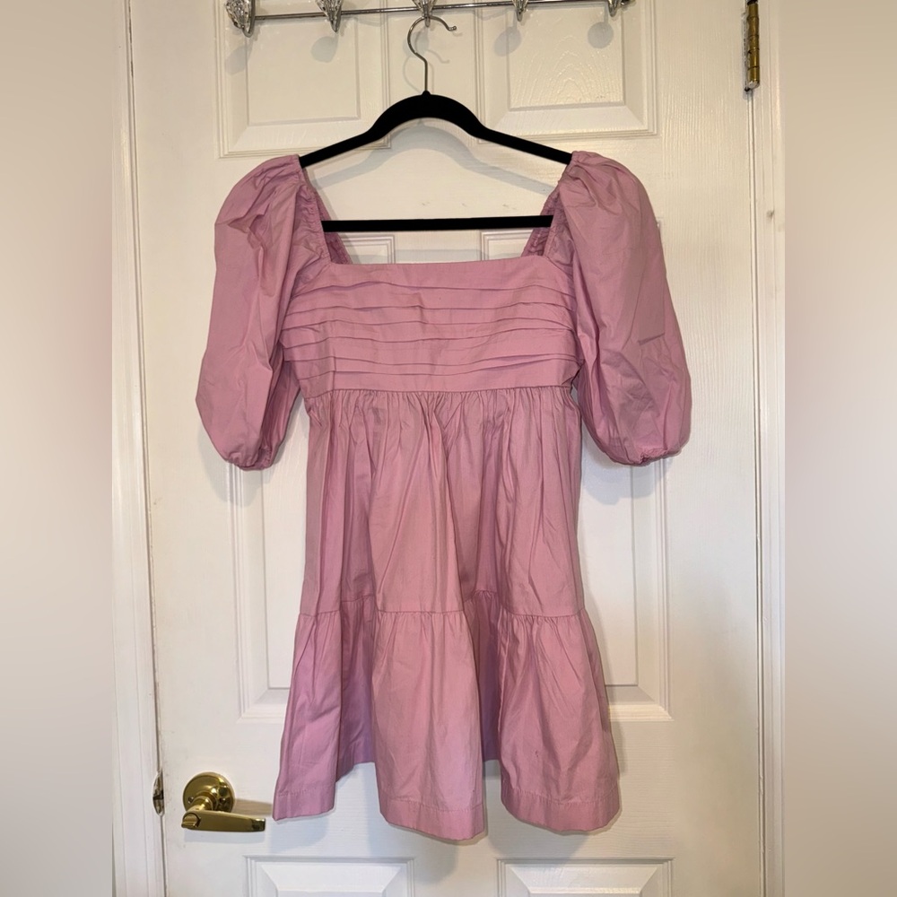 The A&F Emerson Poplin Puff Sleeve Mini Dress in pink